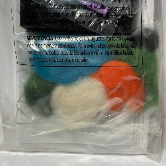 Dimensions Needle Felting Craft Felt Kit Koi Fish 10" x 8" Printed Design Piece - Picture 8 of 13